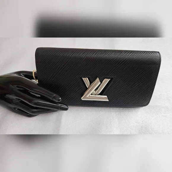 LOUIS VUITTON Epi Twist Wallet - Picture 11 of 11